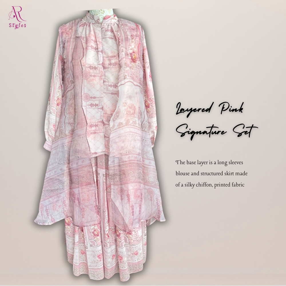 NWT Layered Pink Signature Set